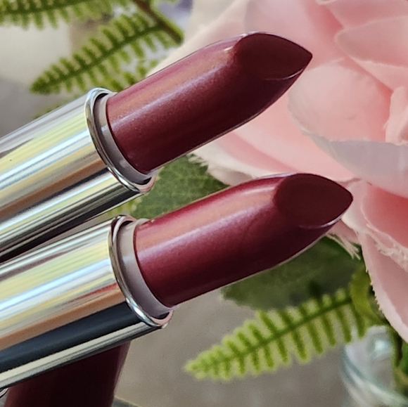 2 Full Size CLINIQUE Love Pop Lipsticks PERFECT. - Picture 4 of 6